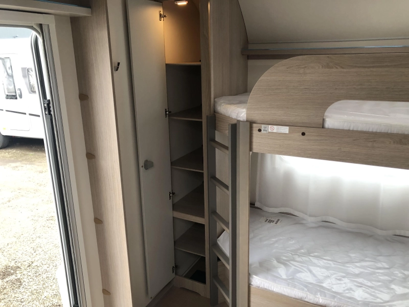 Bürstner Premio 550 TK  foto: 11