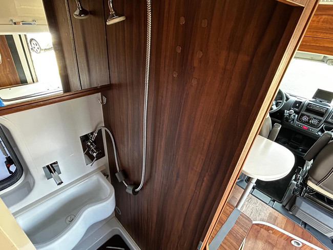 ROLLER team LIVINGSTONE 2 / CAMERA / LUXE BEKLEDING / foto: 12