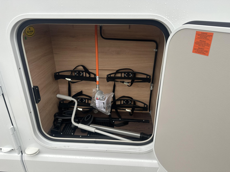 Knaus L!ve Ti 650 MEG Unieke lage lengte bedden  foto: 4