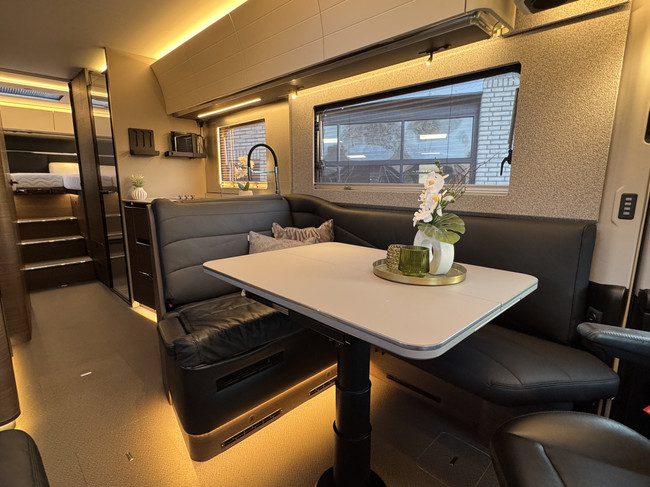 Adria Supersonic 890 LL 170 CV AUTOM&Aacute;TICO 9 velocidades 4 personas Euro6 Mercedes-Benz Sprinter EP SISTEMA DE NIVELACI&Oacute;N **Camas individuales/4 asientos/ foto: 11