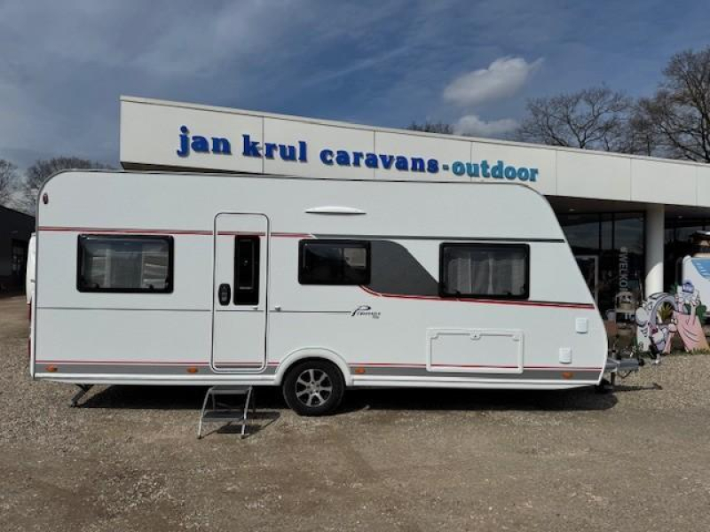 Bürstner Premio Plus 520 TL ruime gezins caravan  foto: 1