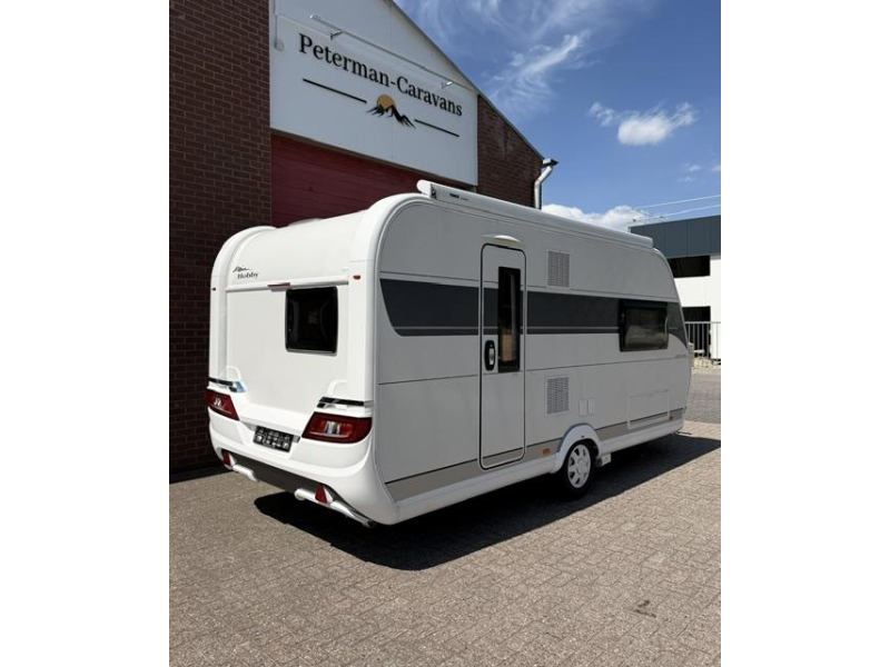 Hobby Excellent 460 SL Incl. Mover and Awning photo: 2