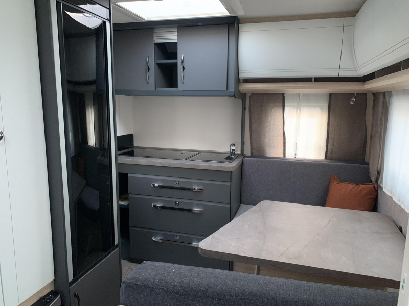 Hobby De Luxe 400 SFE Model 2026  foto: 5