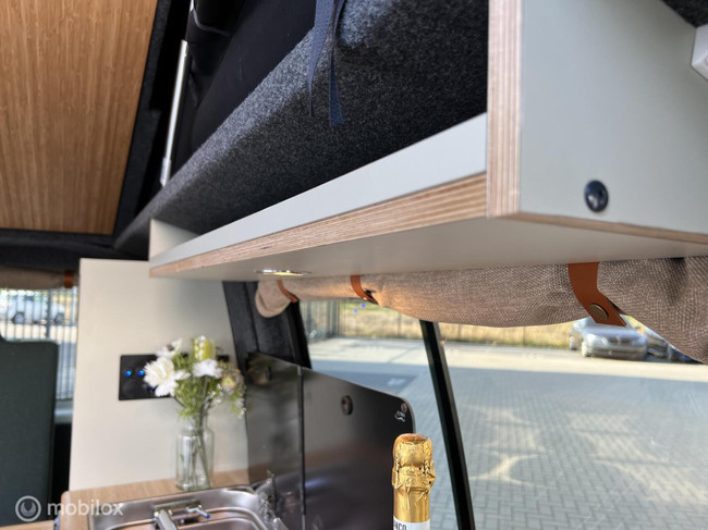 Volkswagen T7 Buscamper Florida L1H1 HYBRID Foto: 12