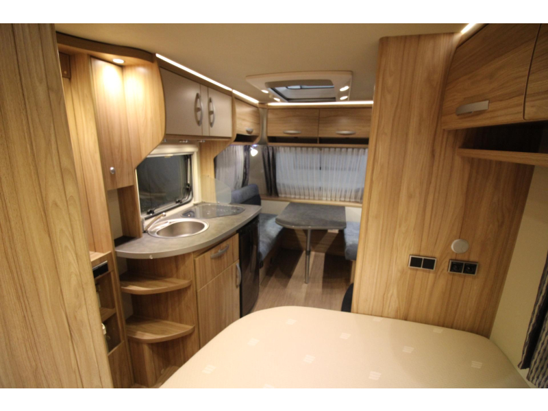 Eriba Nova Light 465 Mover, Portabicicletas, Toldo foto: 9