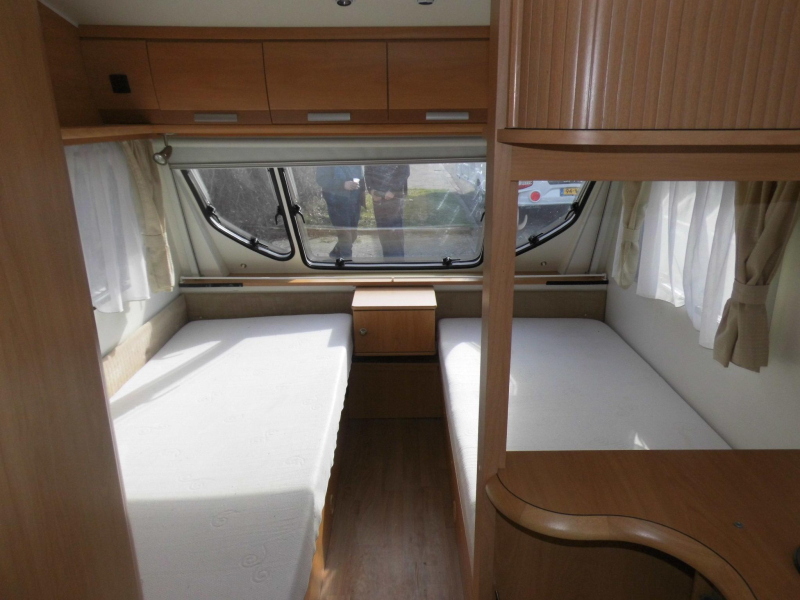 Chateau Calista 470 2x single beds, awning photo: 3