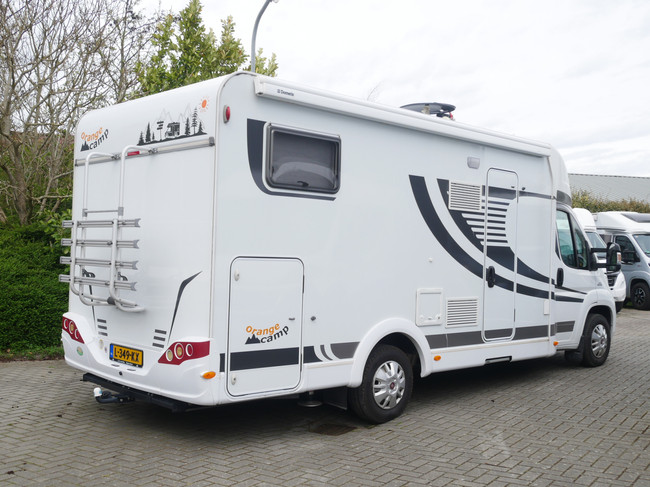 CAPRON Orangecamp T700, Distribuci&oacute;n espaciosa, Cama transversal, Garaje XL foto: 23