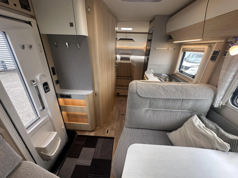 Hymer B 600 Mercedes Automaat ALKO  foto: 4