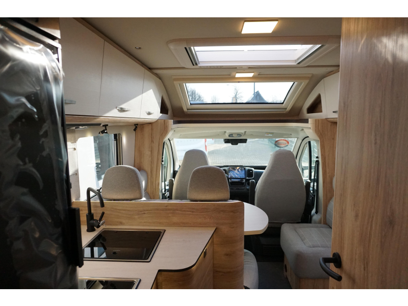 Eura Mobil Profila T 695 EB AUTOMAAT/HEAVY CHASSIS  foto: 19