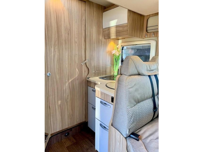 Hymer T 598 GL |DAKAIRCO | ZONNEPANEEL foto: 12