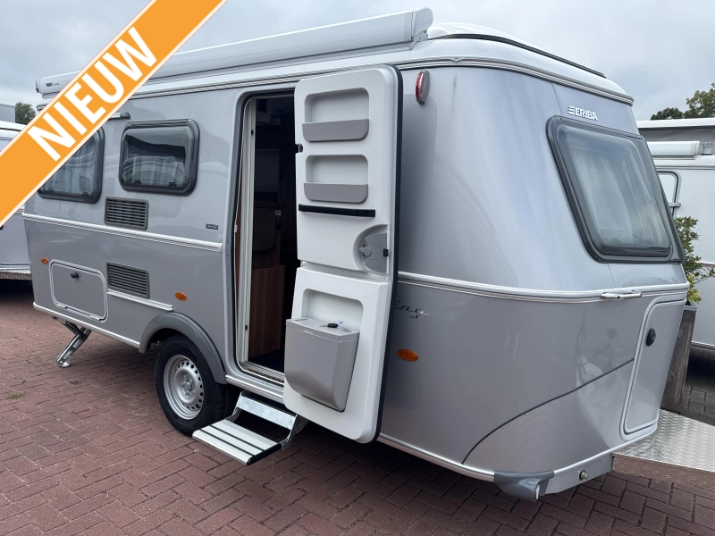 Eriba Touring 530 Legend Hampton argent photo : 0