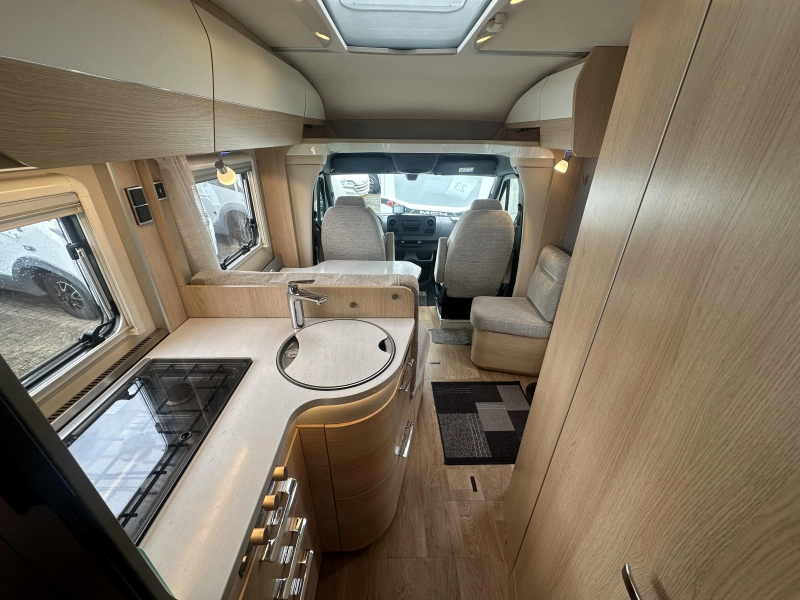 Hymer B 600 Mercedes Automaat ALKO  foto: 12