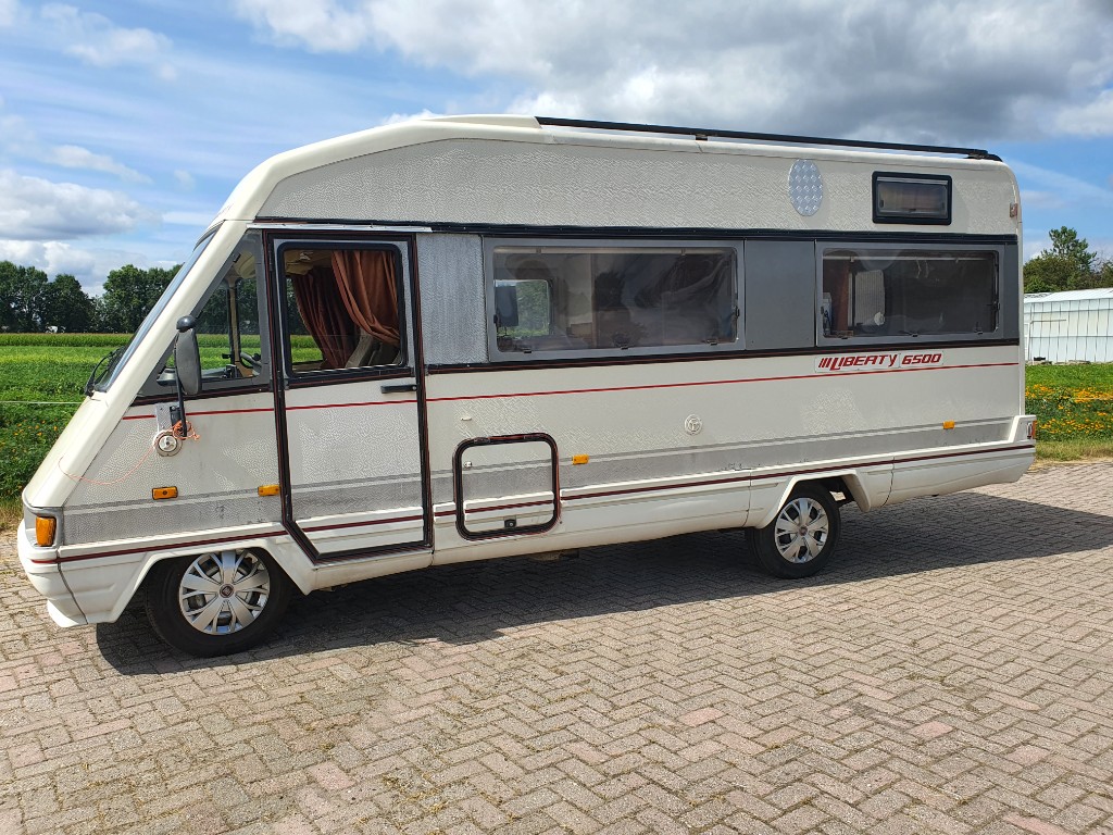 LMC Liberty 6500 Fiat 290 2.5 Turbo Diesel | Para restaurar