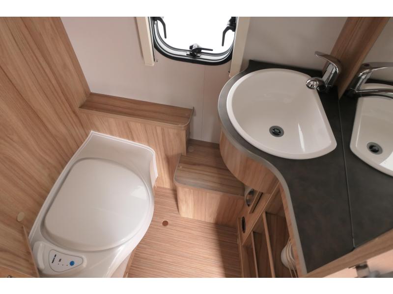 Eriba Feeling 425 NIEUW STAAT  foto: 10