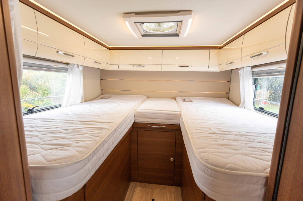 LMC T672 foto: 1