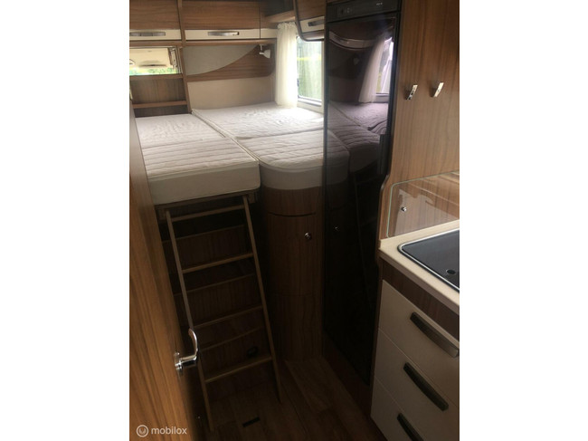 Hymer B-588 Premium Line 150-PS EURO6 Integriert 2x Einzelbetten & Hubbett, XXL-Garage, Volle Optionen! Foto: 5
