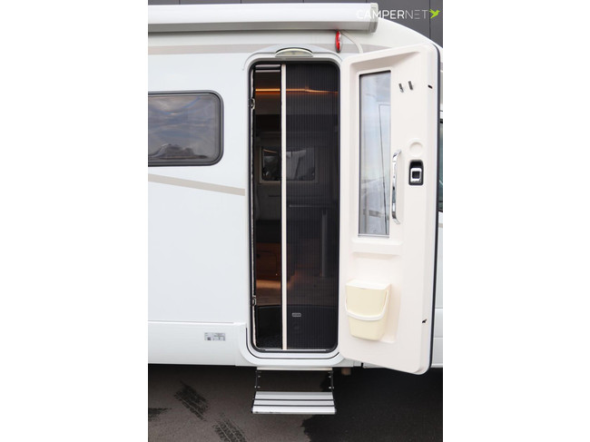 Hymer BMC-T 580 177hp Automatic | Single beds | LPG installation | Roof air conditioning | Solar panels | Hymer SLC Chassis | Bicycle rack | Bearlo photo: 5