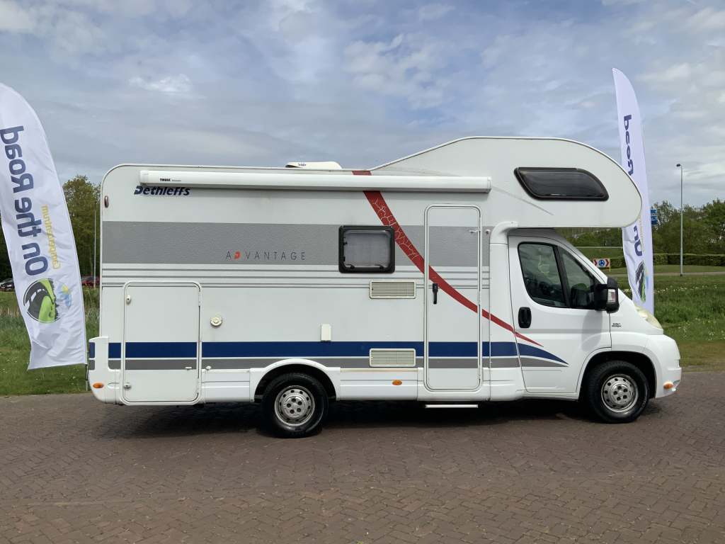 Detlheffs A 5881 Fiat 2.3 130 PS, Alkoven, Etagenbett, 5 Sitzpl&auml;tze und 6 Schlafpl&auml;tze, Hat Gebrauchsspuren, Bj. 2007 Camper Zentrum on the road Foto: 28