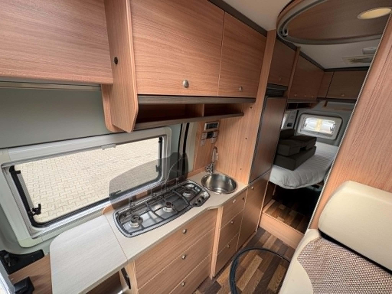 Knaus Boxstar Freeway 630 ME Nivelliersystem mit VB Luft Foto: 7