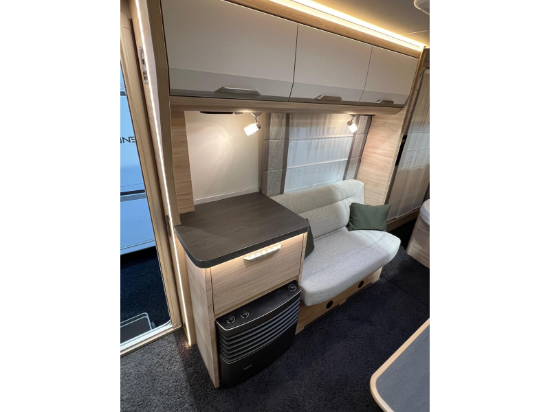 Knaus Sudwind 650 PXB queensbed, bomvol opties  foto: 15