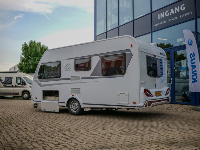 Knaus Sudwind 450 450 FU LIT FRAN&Ccedil;AIS SALON ROND AUVENT photo : 4