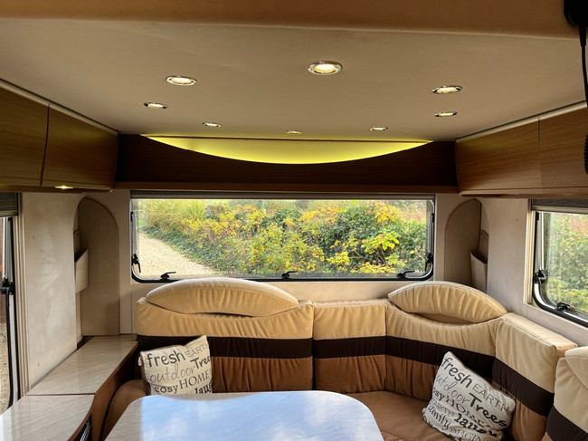 Bürstner Averso 410 Ts Plus Hefbed , zeer nette staat! 2014 foto: 4