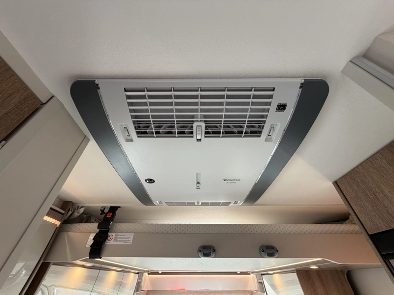 Dethleffs Trend 7057 EBL 2x Airco, XXL Garage photo: 18