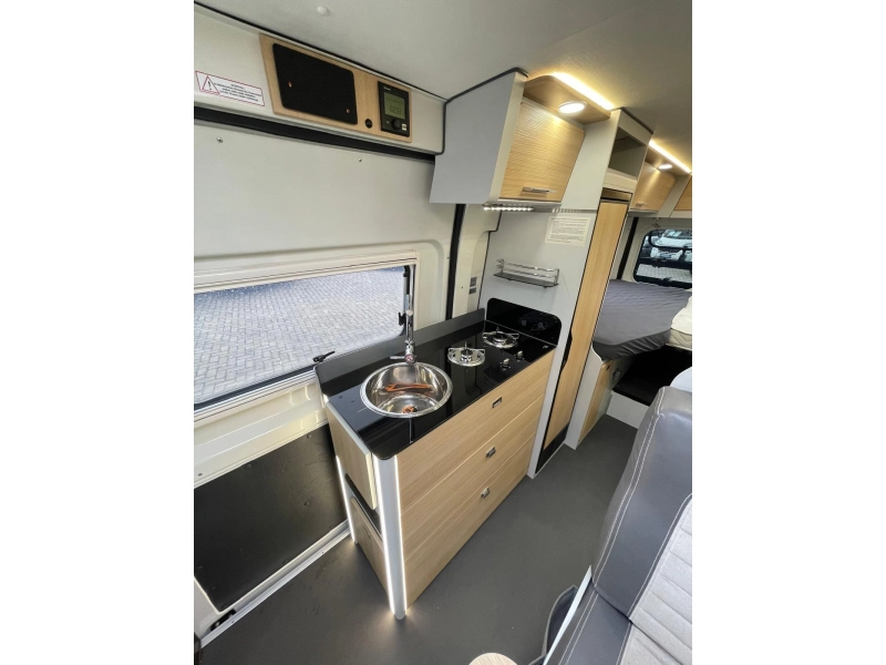Karmann Dexter 640 Single Beds photo: 11