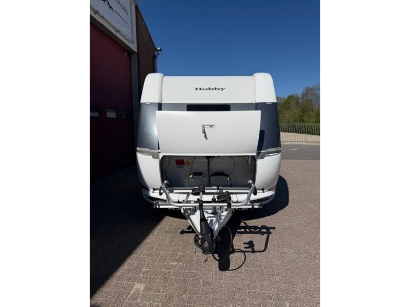 Hobby De Luxe 540 UL Incl. Mover en Voortent  foto: 8