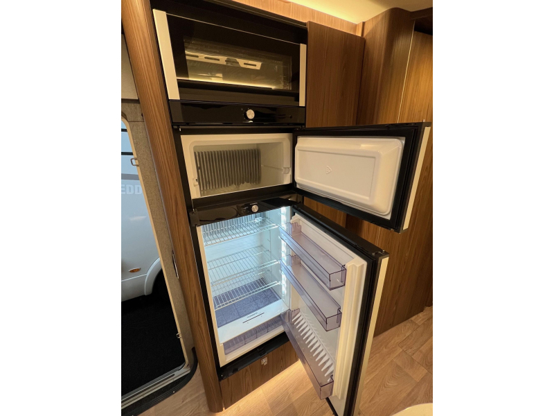 Hymer B ML I 780 schotel, airco, enkelbed  foto: 13