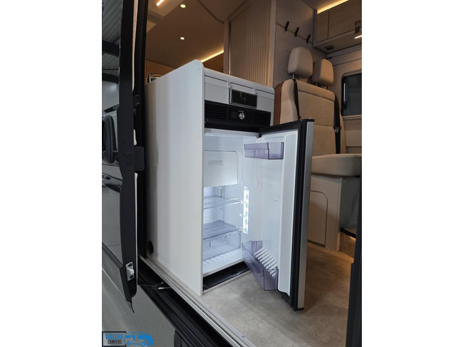 Hymer Yosemite 600 * Automaat* Lengtebedden*6-meter* foto: 15