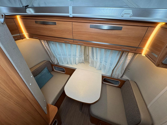 Eriba Touring Triton 430 GT foto: 6