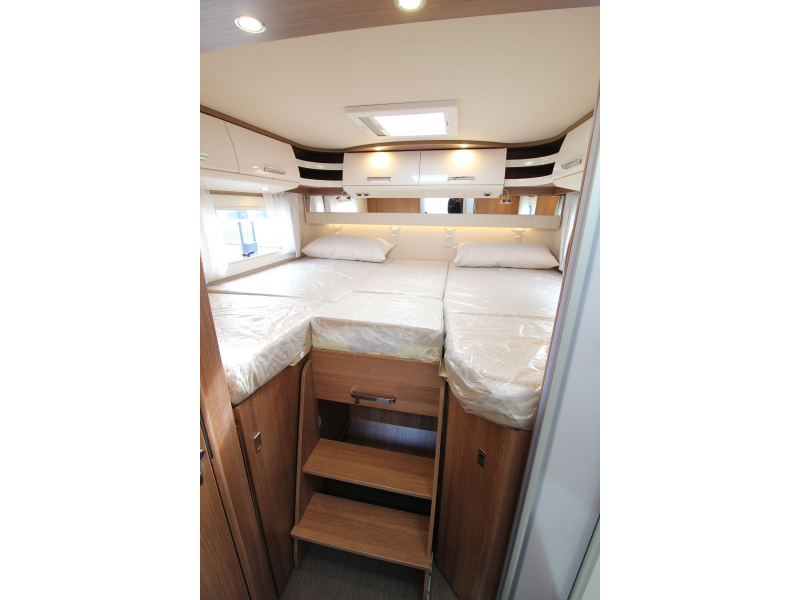 Carthago C-Tourer I Camas individuales + Cama abatible foto: 41