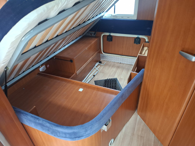 Challenger Mageo 107 luxe en ruime camper  foto: 15