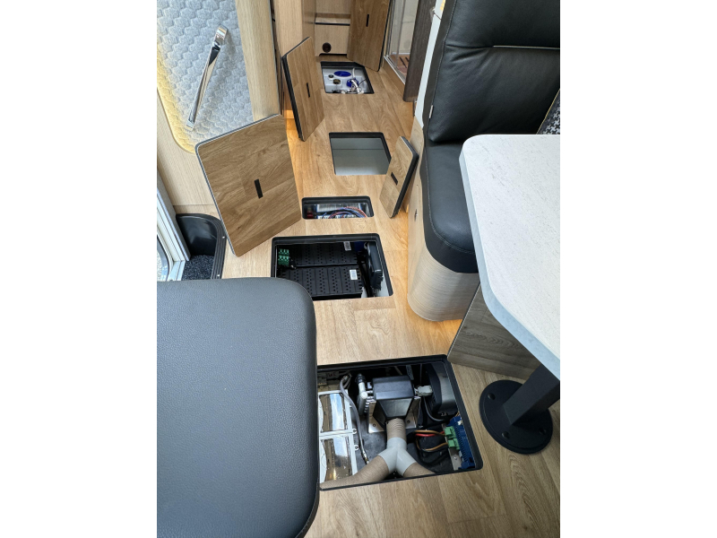 Hymer BML-I 780 -- Voordeel  foto: 18