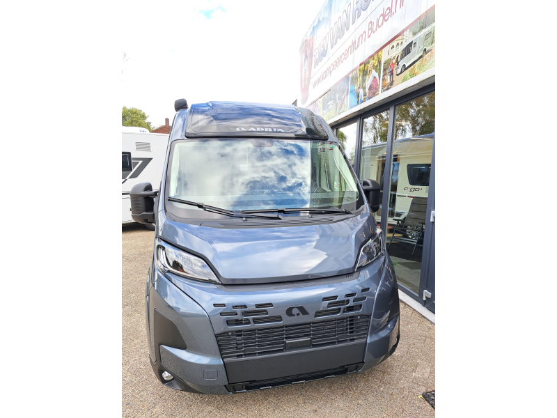 Adria Twin Supreme 640 SLB photo: 2