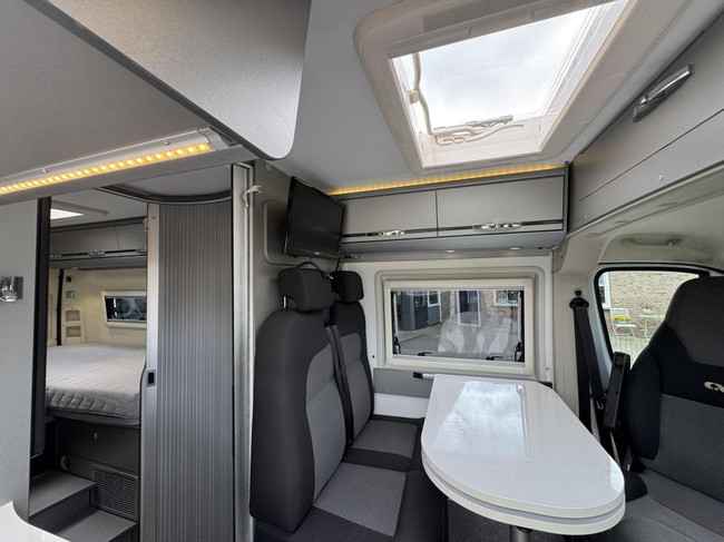 Adria Twin 640 SLX Enkele bedden 6.40m foto: 10