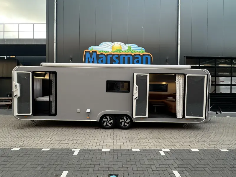 Adria Astella 754 DP Exclusief in Nederland 