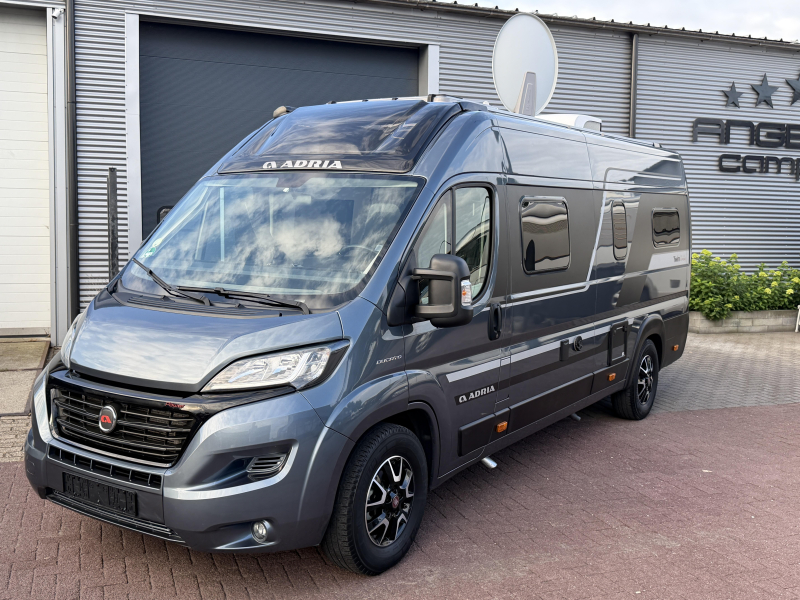 Adria Twin Supreme 640 SLB 9T Automaat-Lengte bedden  foto: 0