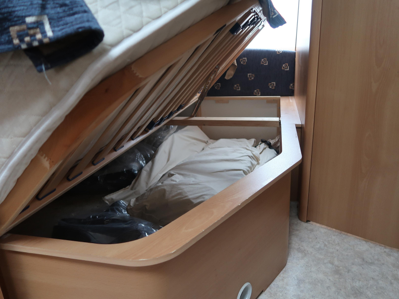 Kip Navigator 44 TDB MET MOVER EM VOORTENT  foto: 14