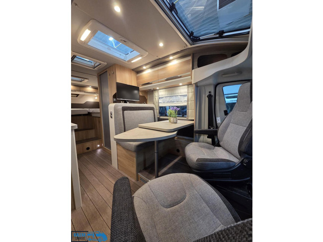 Knaus Sky Ti 650 MEG * Sistema de nivelaci&oacute;n * Excelente estado *2019 foto: 5