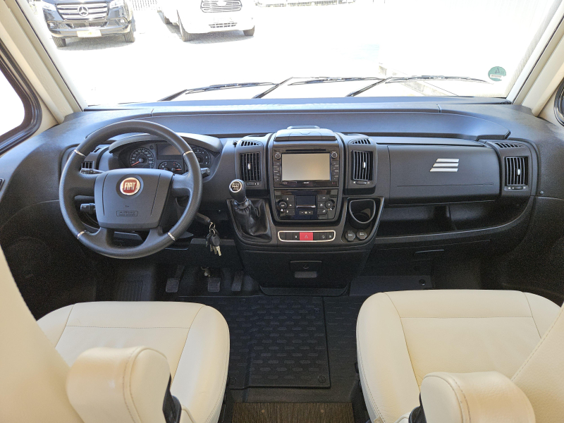 Hymer B674 SL foto: 5