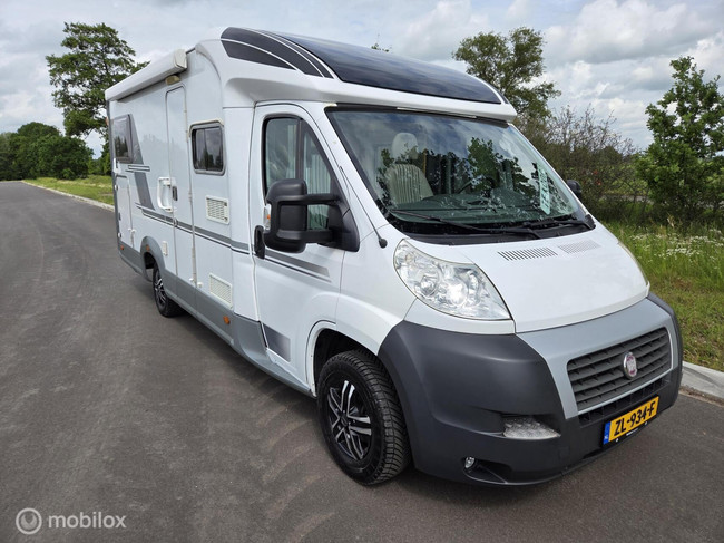 Knaus R11 foto: 0