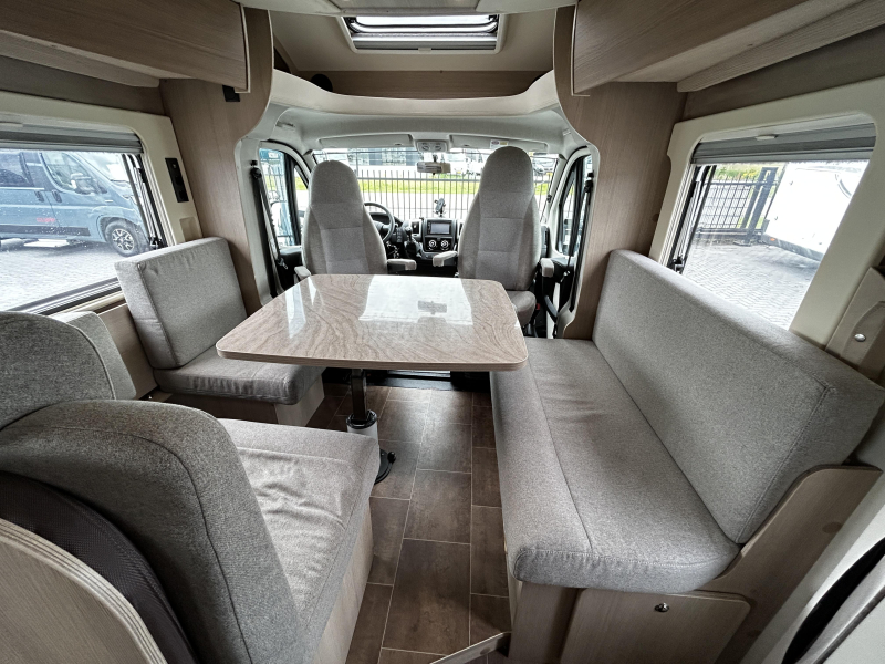 Bürstner Nexxo 580 T Hefbed/2015/5.8M/Euro-5!  foto: 8