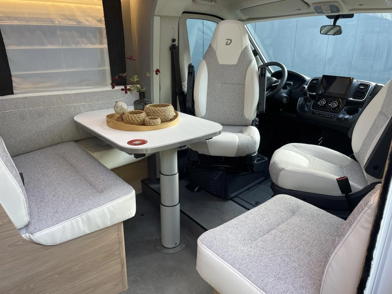 Dethleffs Just Camp T 7052 DBM - Active - zeer compleet  foto: 5