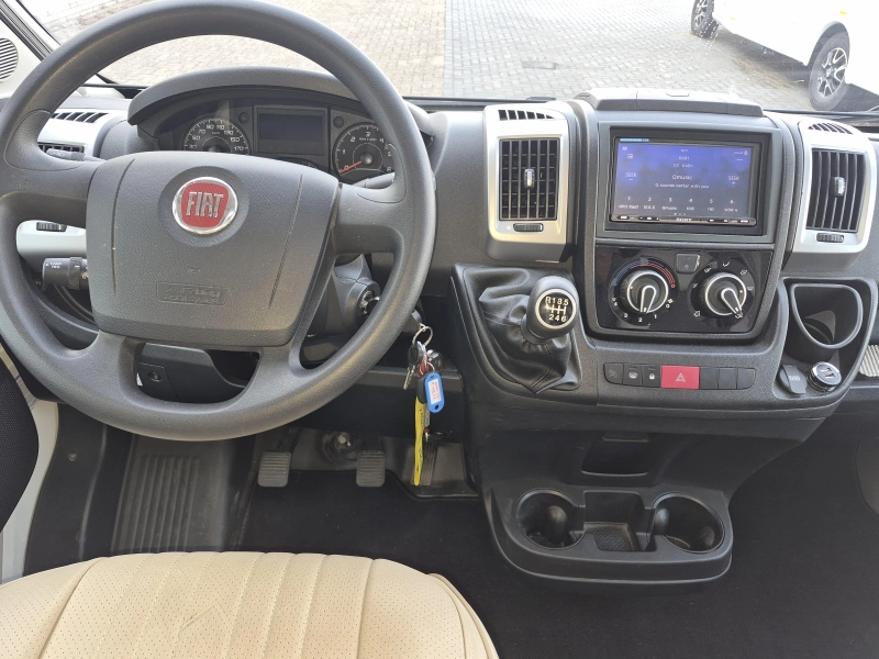 Chausson Welcome 737 Schotel-Levelsysteem-airc  foto: 9