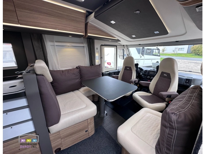 Adria Sonic I 700 SC muy completo foto: 6
