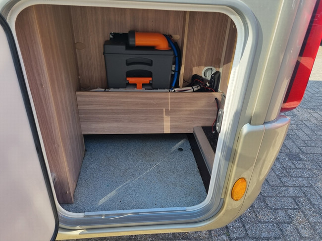 B&uuml;rstner Ixeo I720 Champagne Fiat foto: 6
