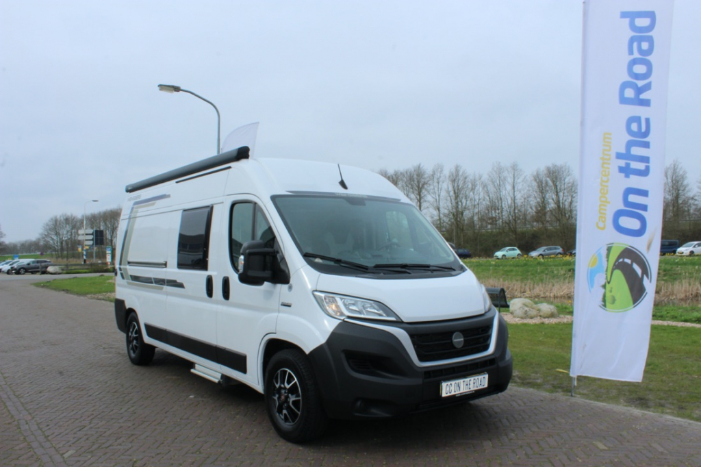 Se buscan autocaravanas j&oacute;venes y en buen estado. El corredor de ventas de autocaravanas le vende su autocaravana sin coste Marum foto: 2