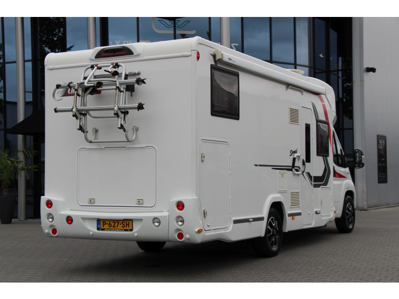 Challenger Graphite 387 GA Lits jumeaux + Lit pavillon photo : 6